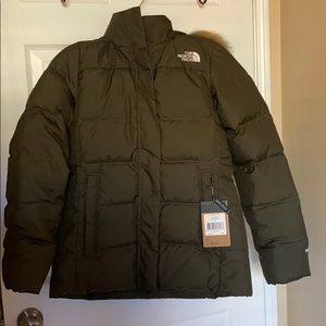 Women’s The North Face Gotham jacket size M NWT